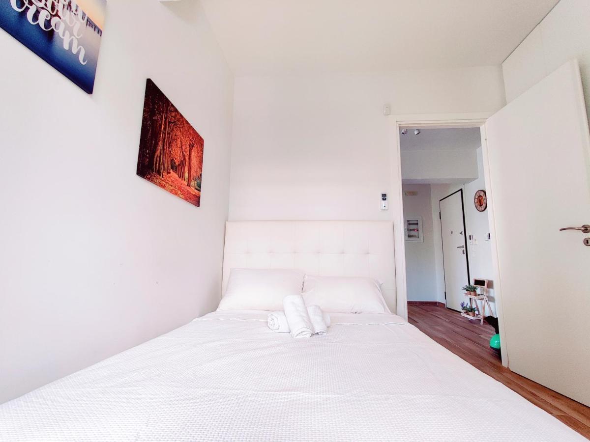 Wsd Luxury Bright 2Bd Apt With Sea View Balcony Афины Экстерьер фото