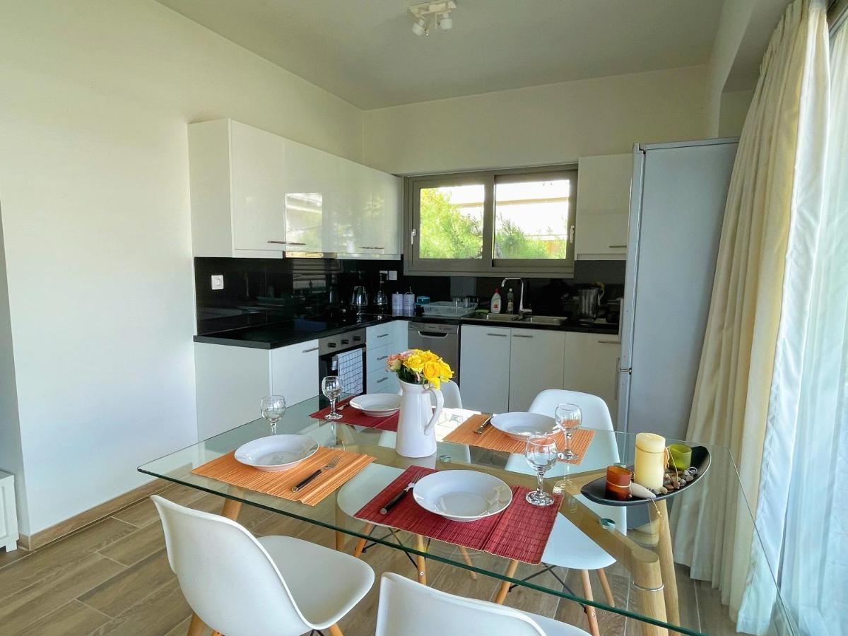 Wsd Luxury Bright 2Bd Apt With Sea View Balcony Афины Экстерьер фото