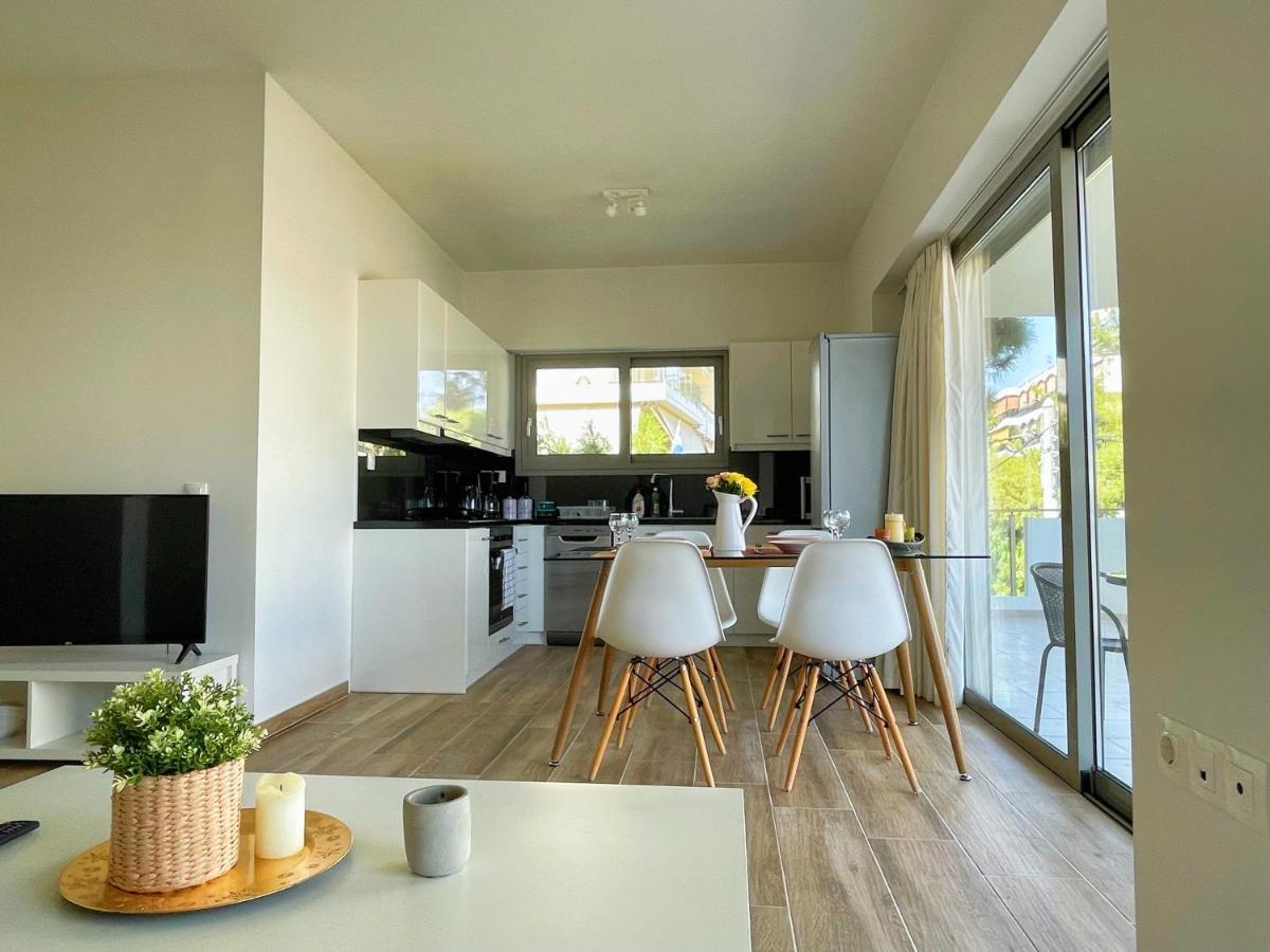 Wsd Luxury Bright 2Bd Apt With Sea View Balcony Афины Экстерьер фото